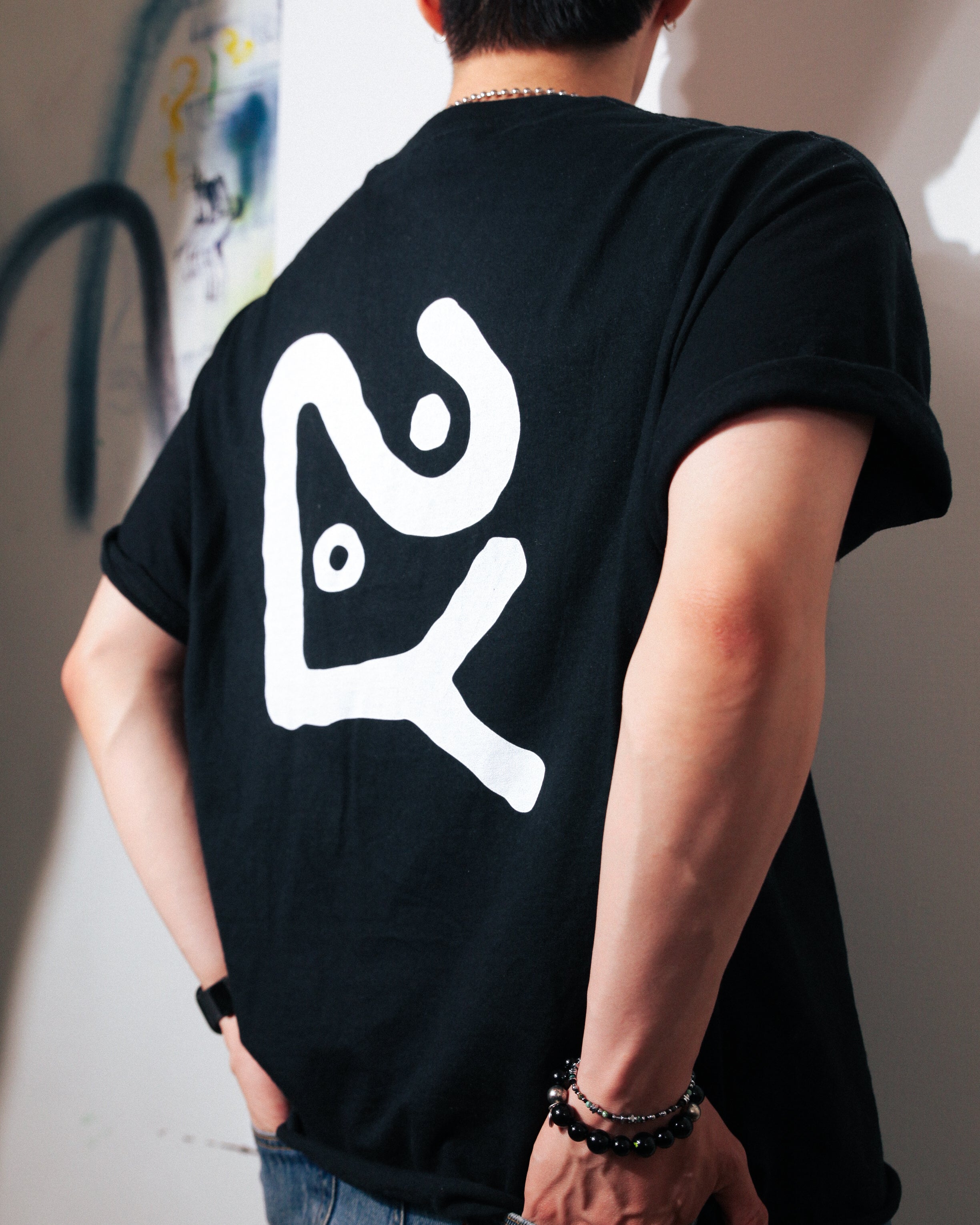 [Goodnight, puff] black tee