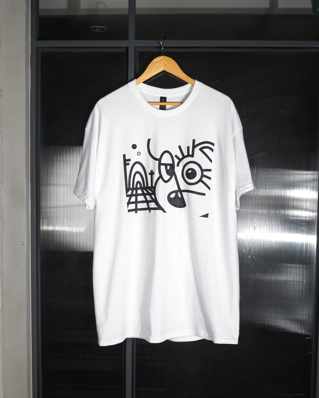 [Yin-Yang With Teeth] tee