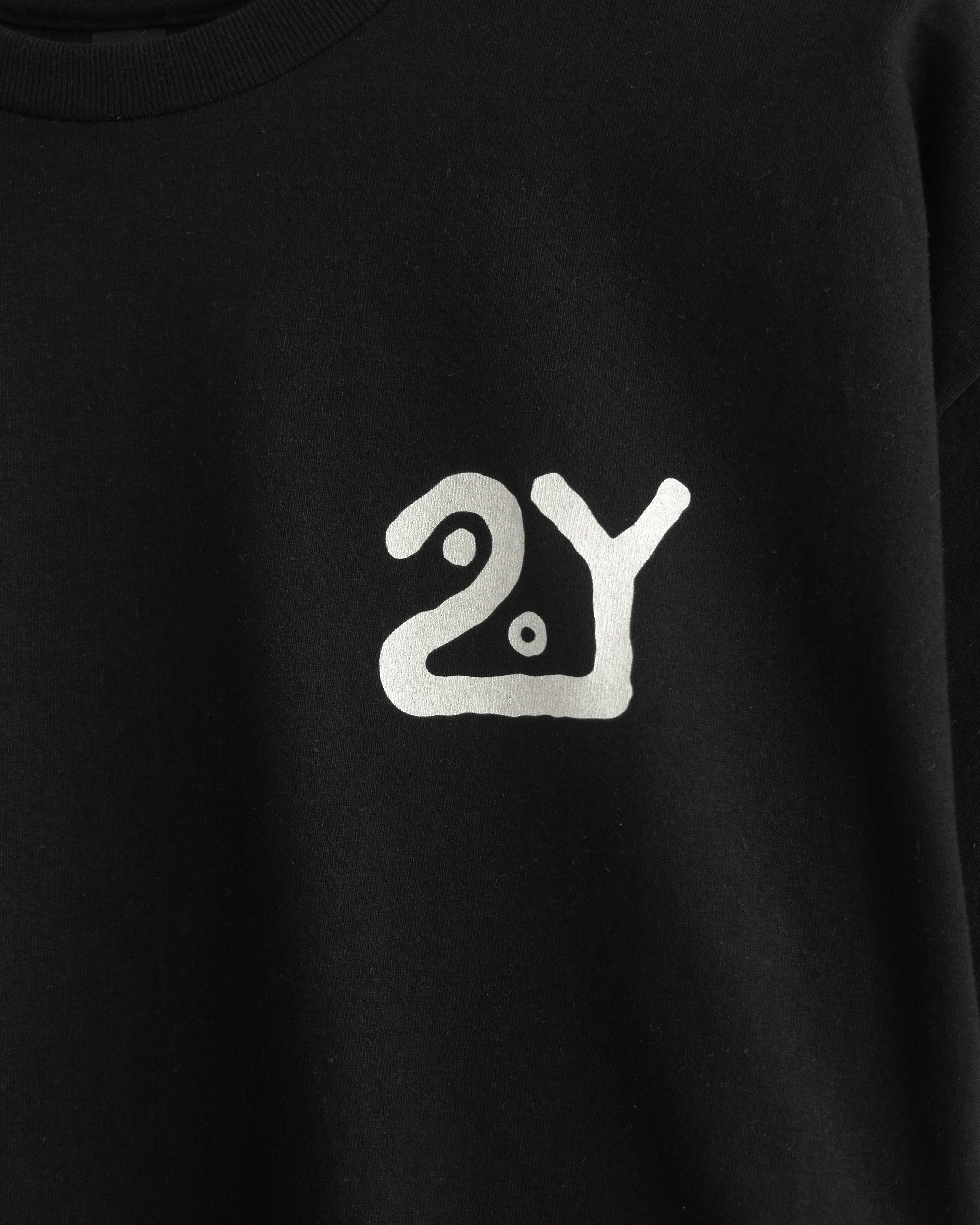 [C/2Y] tee