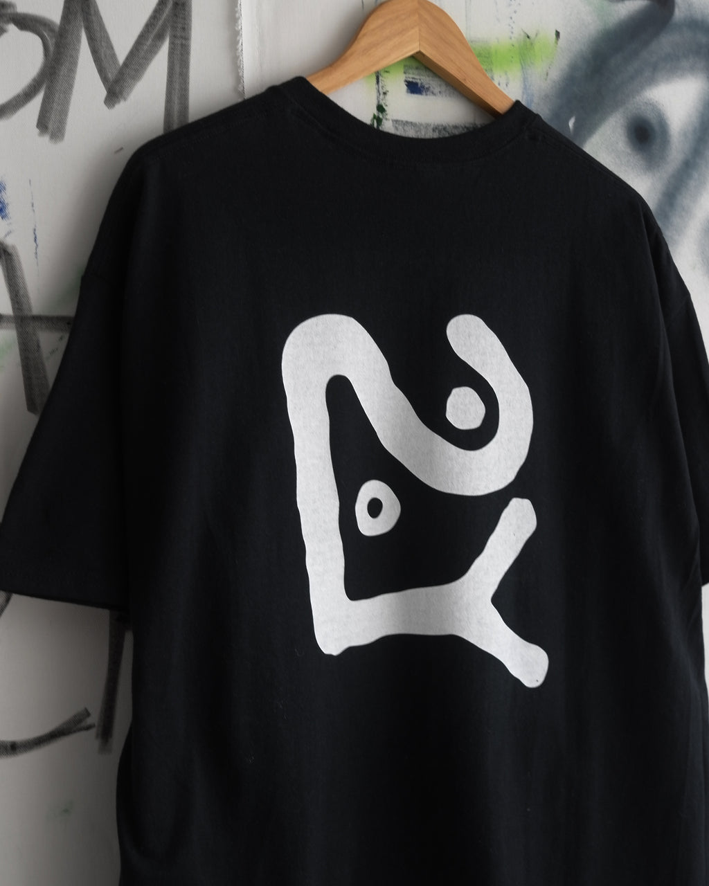[Goodnight, puff] black tee