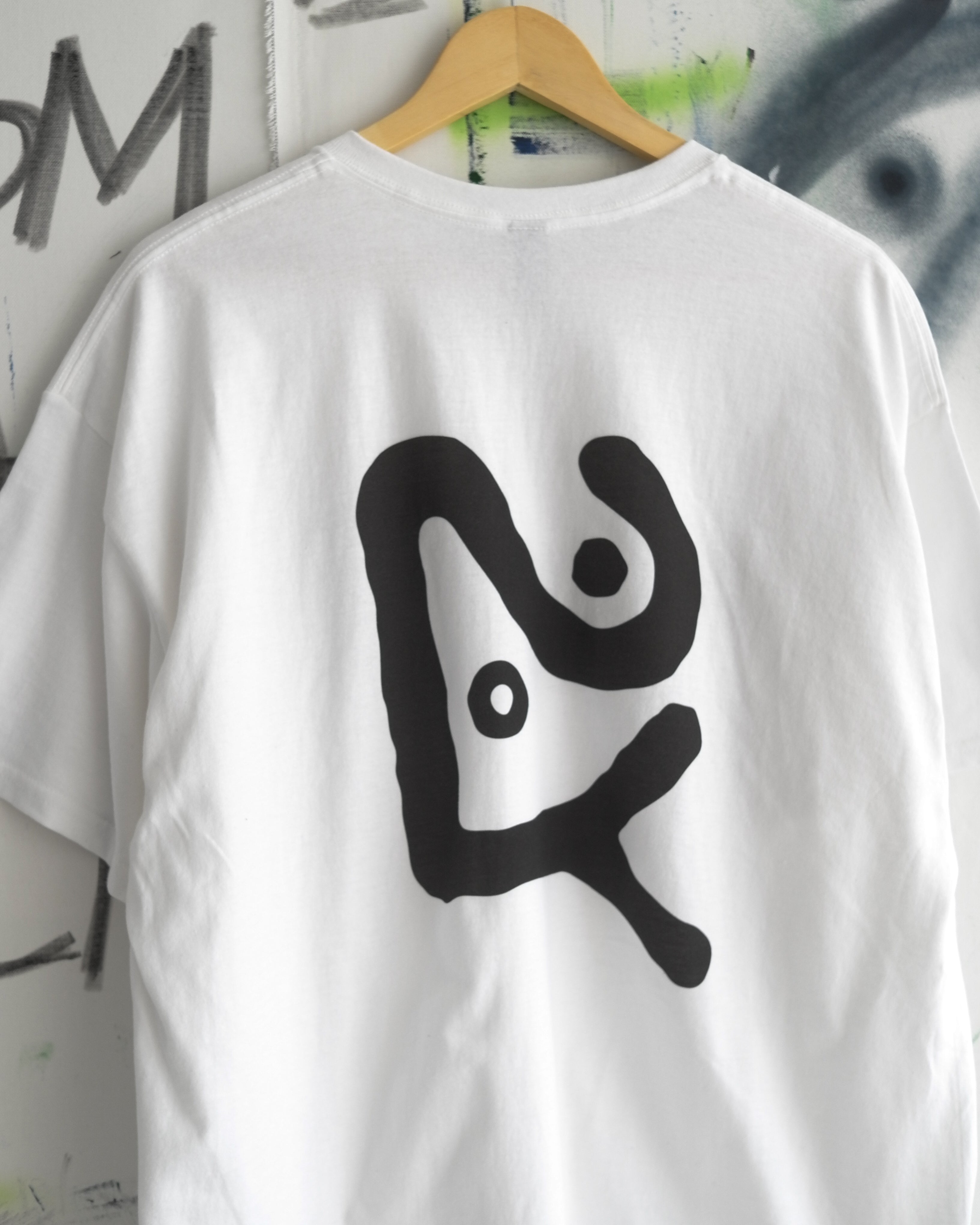 [Goodnight, puff] white tee