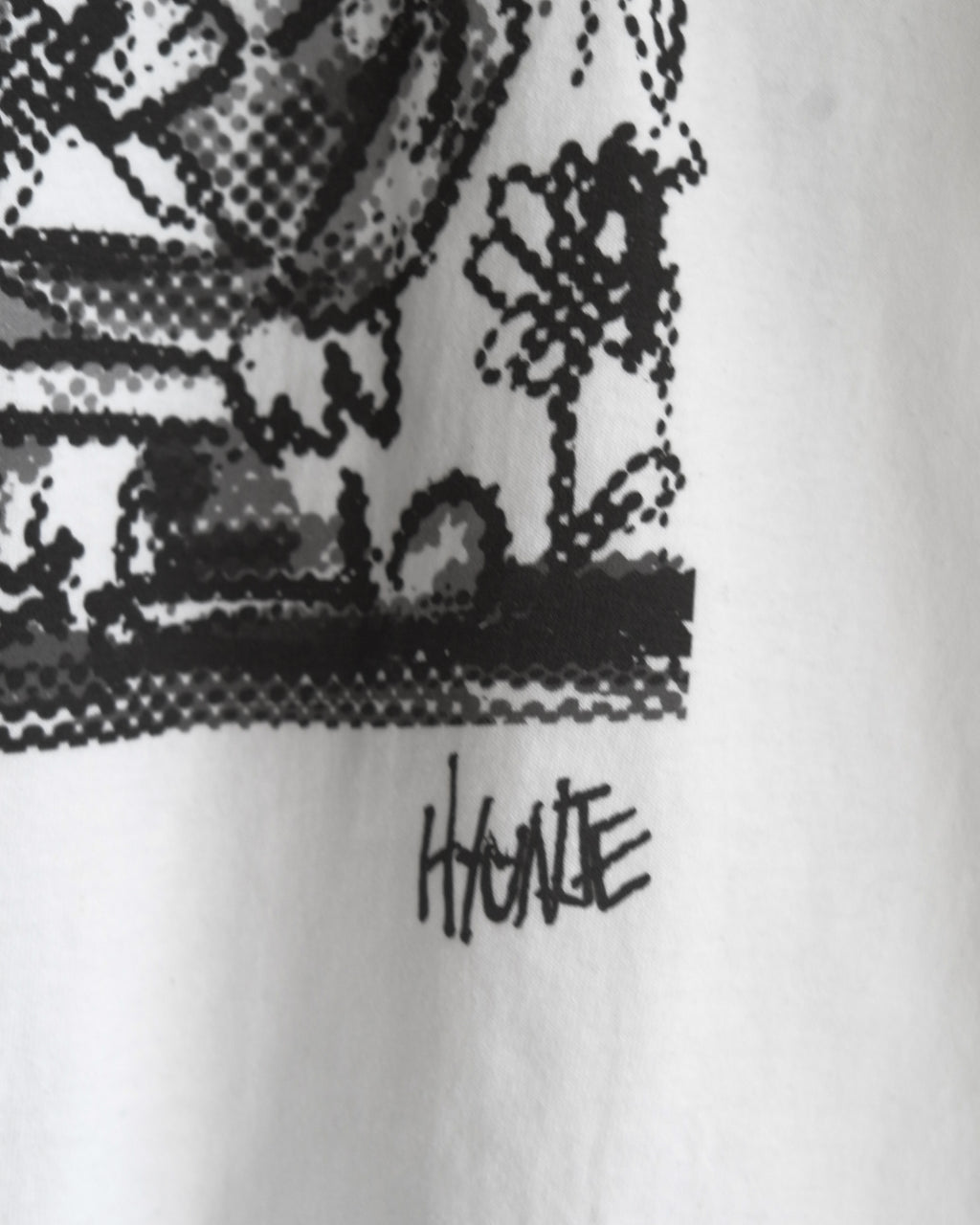[Hi...] tee